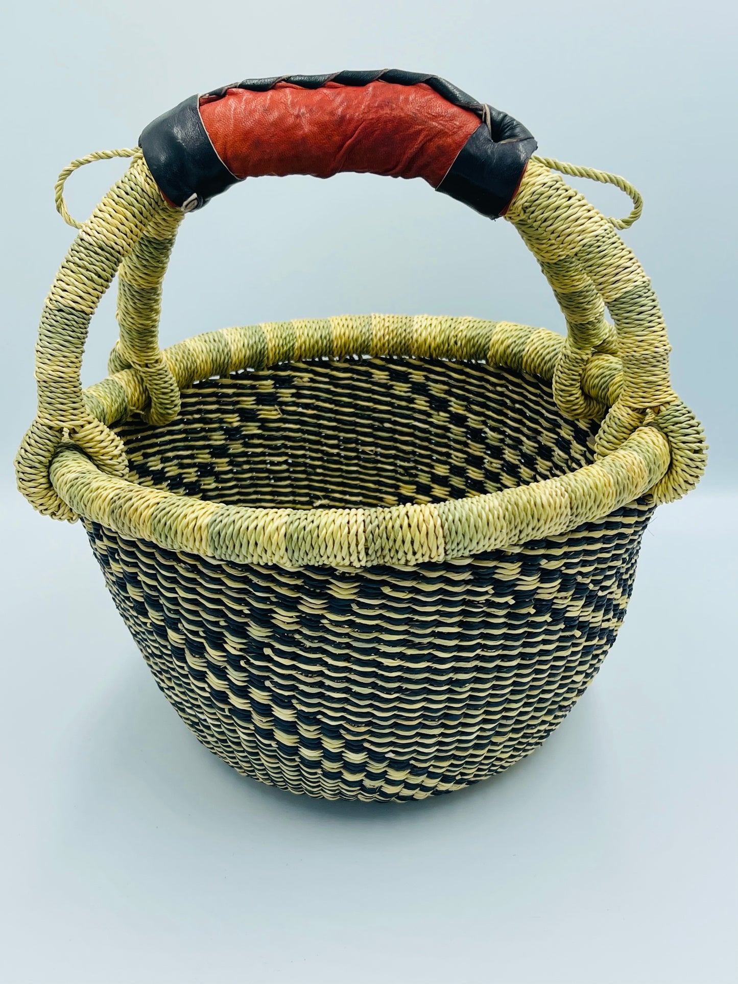 Small African Basket/Bolga Round Basket/Ghana Basket