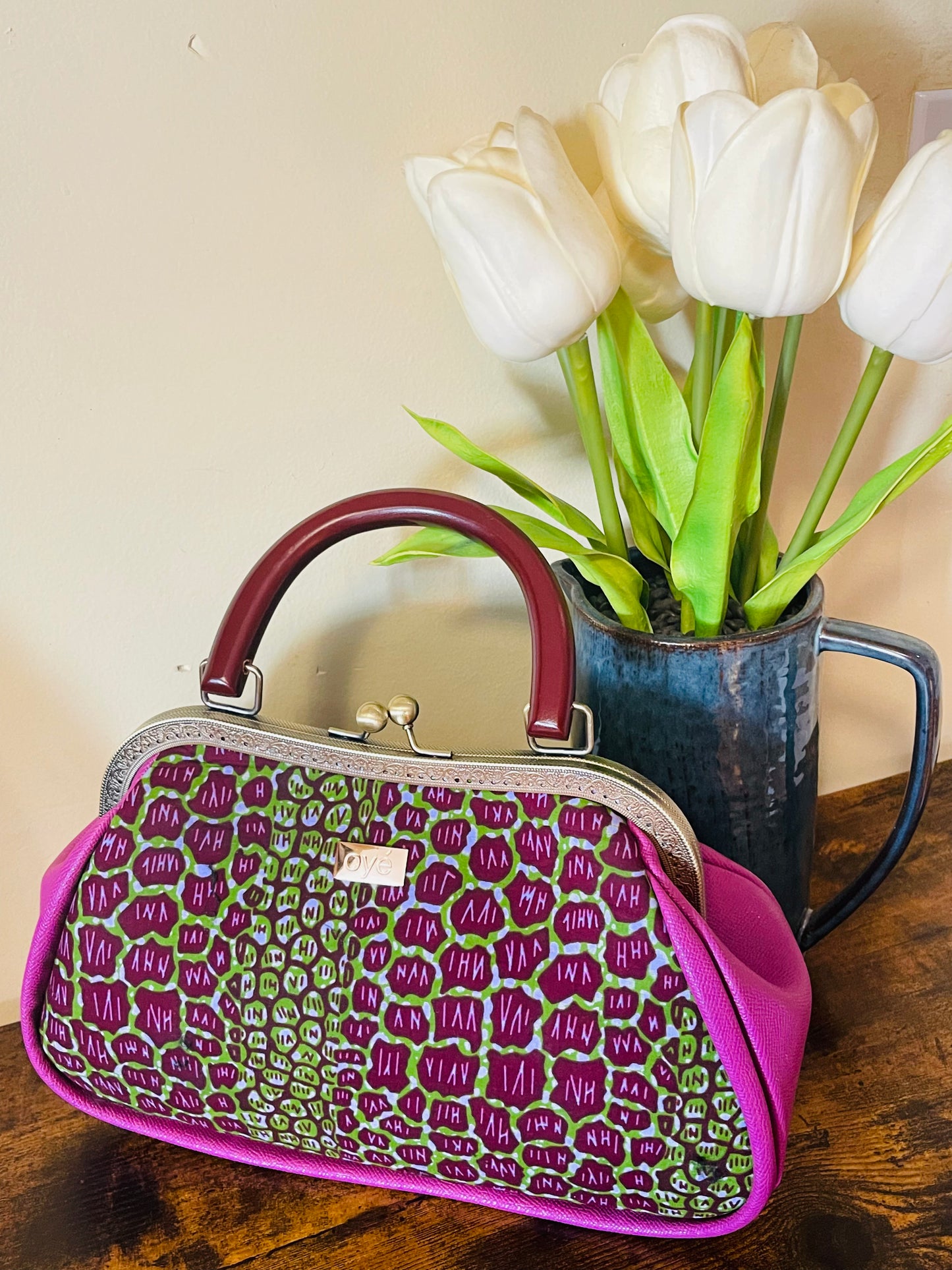 Oye Kusiwaa bag