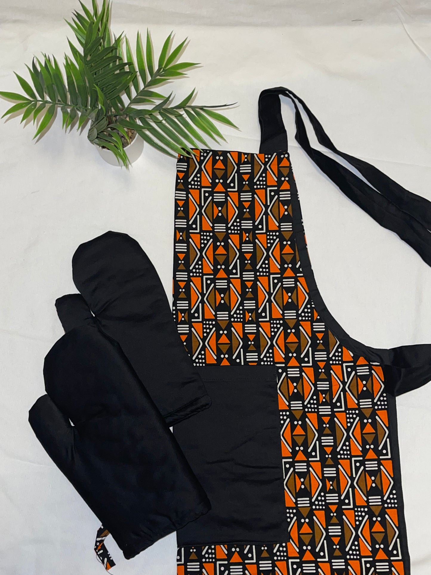 African Print Apron And Mittens set